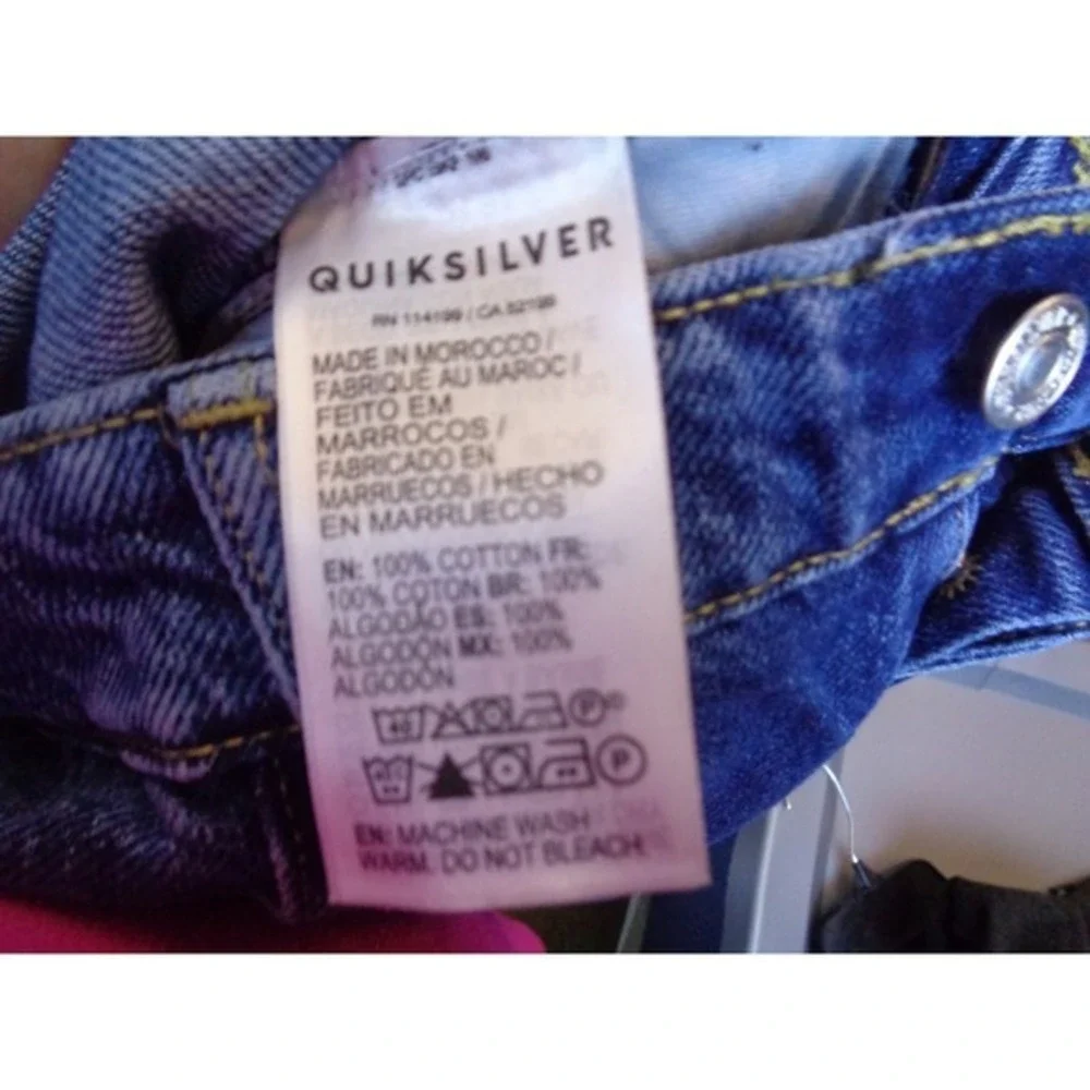 QuickSilver Hopeful Land High Waisted‎ Wide Leg Cropped Jeans Button Fly Size 28